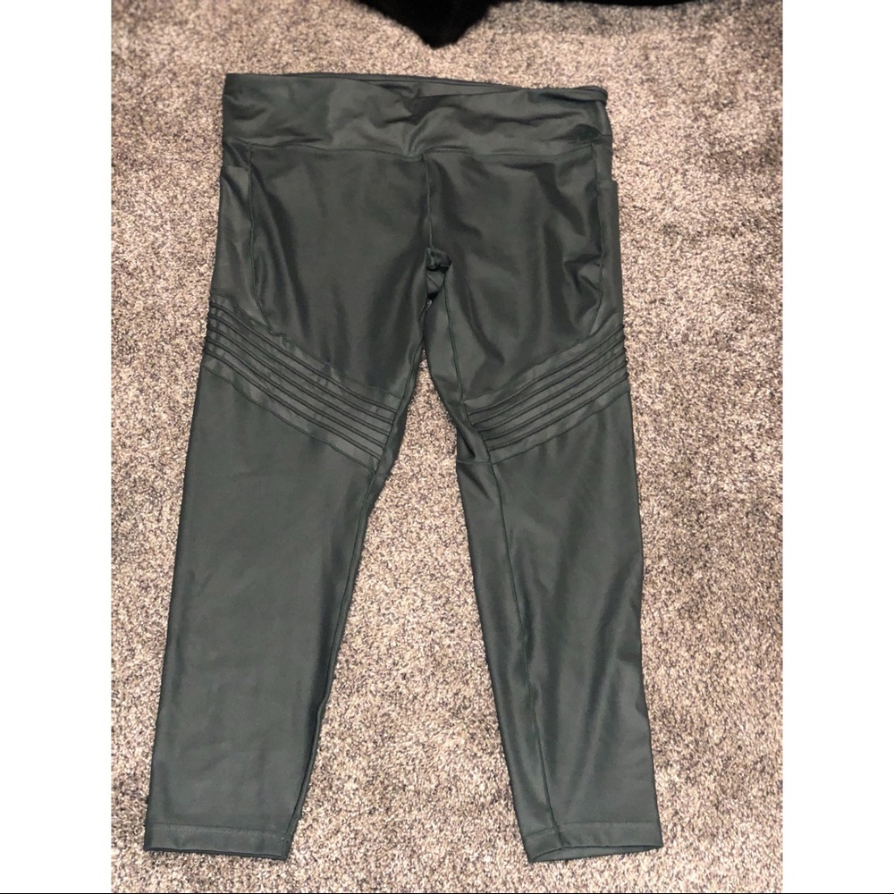 New Balance leggings green.